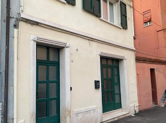 Veba Centro شقة